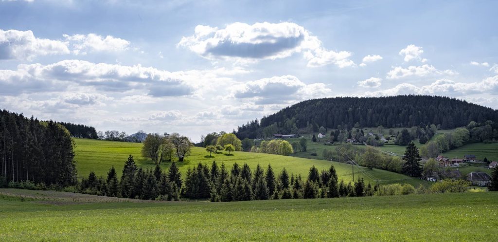 Paysage verdoyant de la vallée de la Bruche